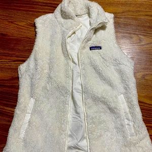 Patagonia Women’s Large Vest. Good condition. No stains, rips